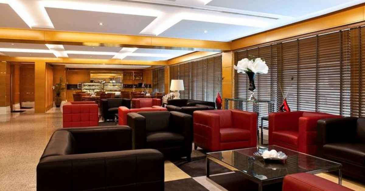 Lobby Area of Golden Sandy Hotel Apartment Dubai