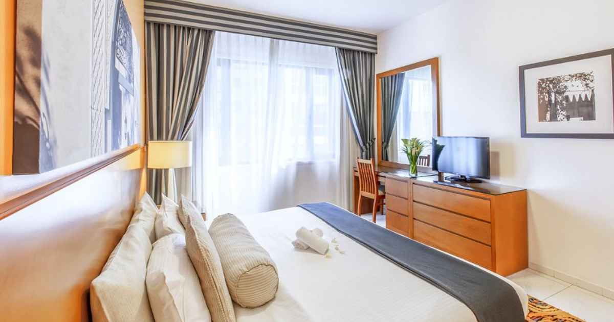 Golden Sands Hotel Apartments Dubai Review | Experience with Price